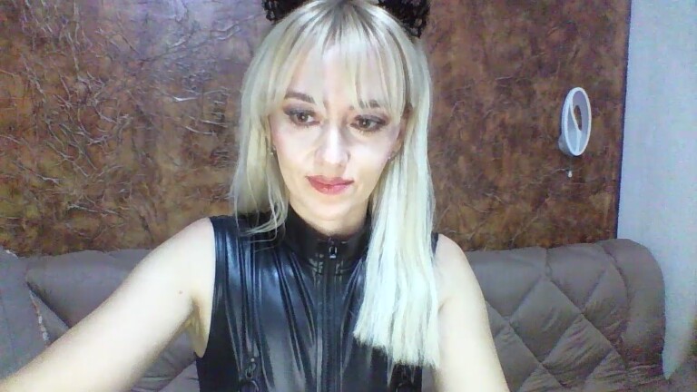 FreeButterflyyy's Streamate show and profile