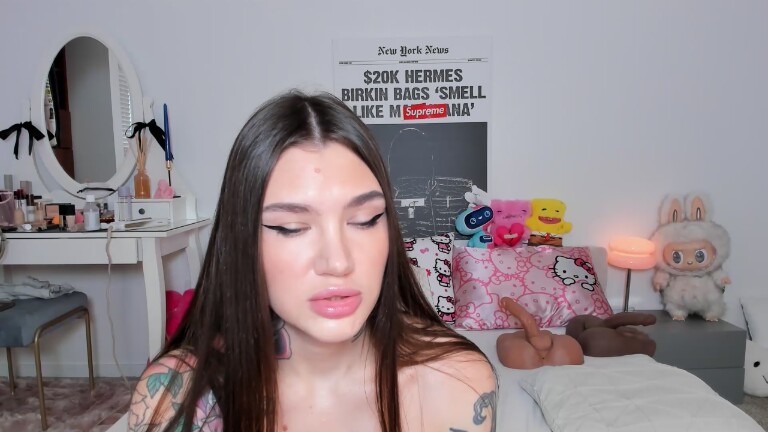 SashaNels's Streamate show and profile