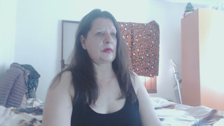 ExtasyMature's Streamate show and profile