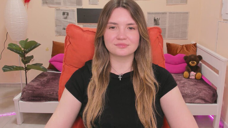 Reneswee's Streamate show and profile