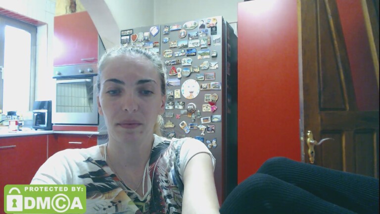 blondeangel_4u2's Streamate show and profile