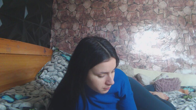 SELYINA's Streamate show and profile