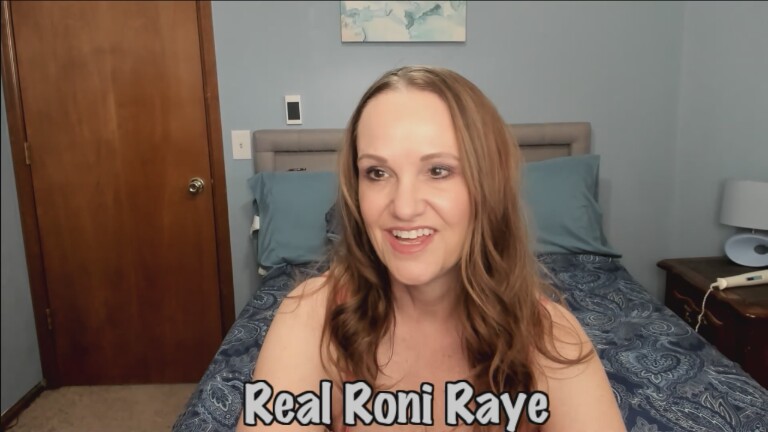 realroniraye's Streamate show and profile