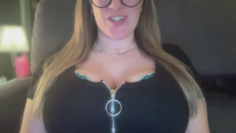 TittieTia19's Streamate show and profile